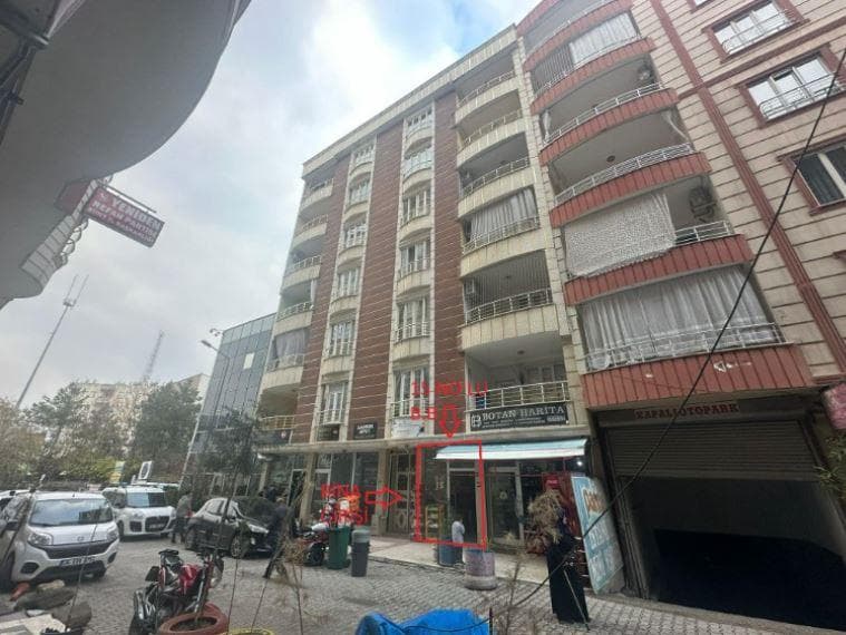 Bahçelievler Mahallesi'nde Dükkan