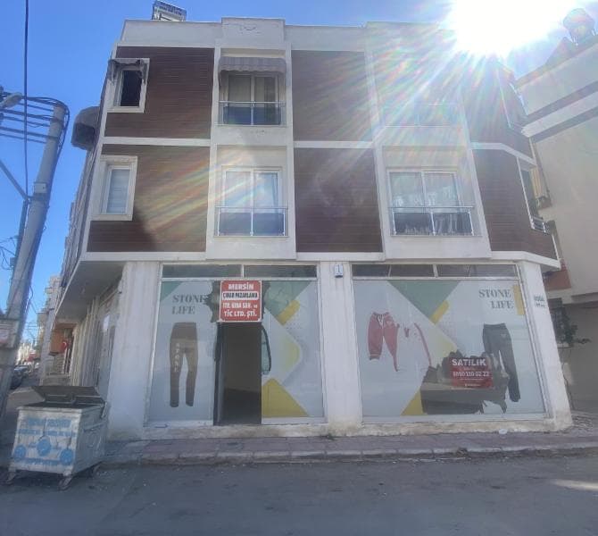 Sağlık Mahallesi'nde Dükkan