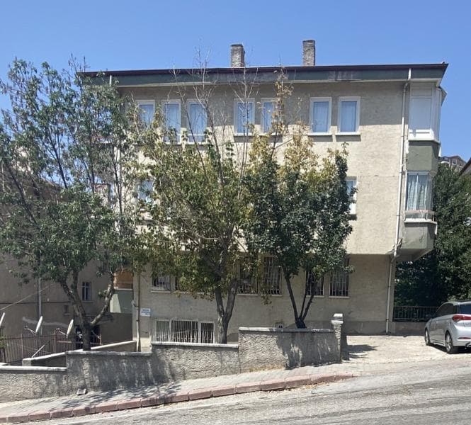 Ergenekon Mahallesi'nde Konut