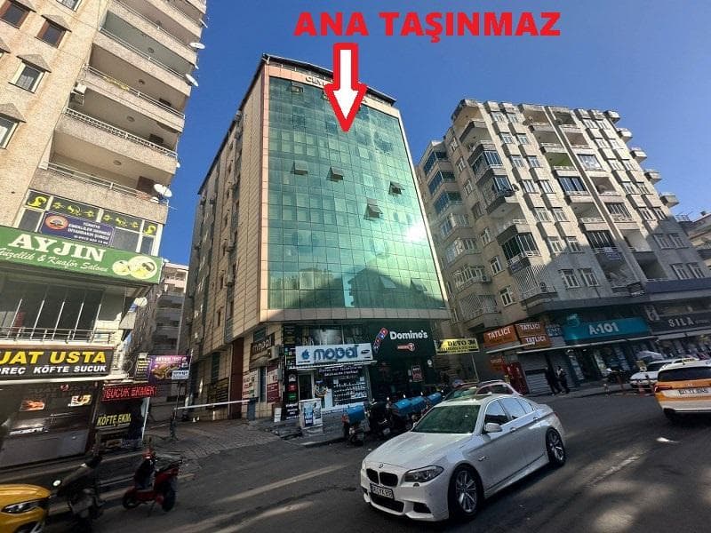 Yenişehir Mahallesinde Ofis Ve İş Yeri
