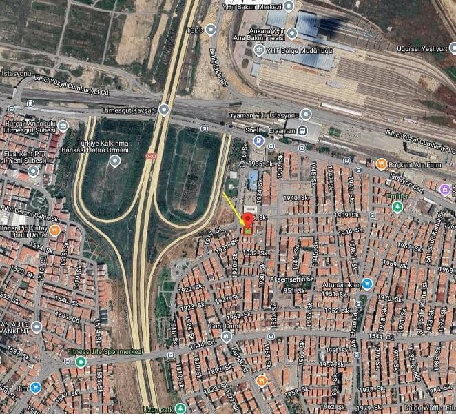 Elvan Mahallesi'nde Mesken-Çatı Aralıklı