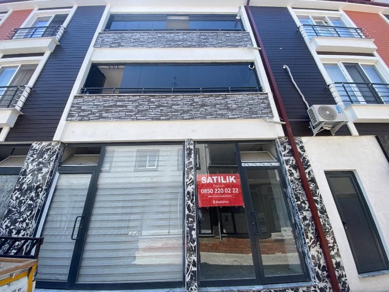 Elperek Mahallesinde Dükkan