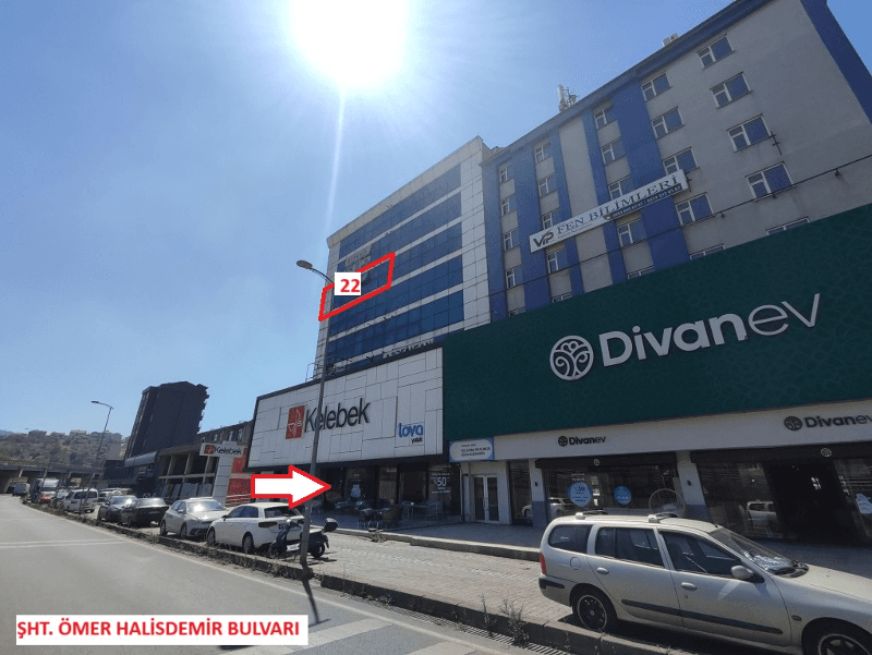 Müftü Mahallesi'nde Mesken (İşyeri)