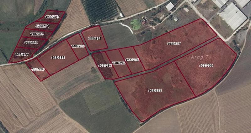 Büyükkarıştıran Mahallesi'nde 3000 M2 Arsa