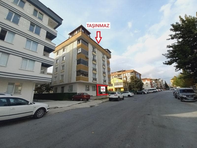 Bağlık Mahallesi'nde Depolu İşyeri