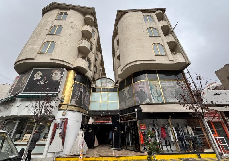 Camicedit Mahallesi'nde Depolu Dükkan