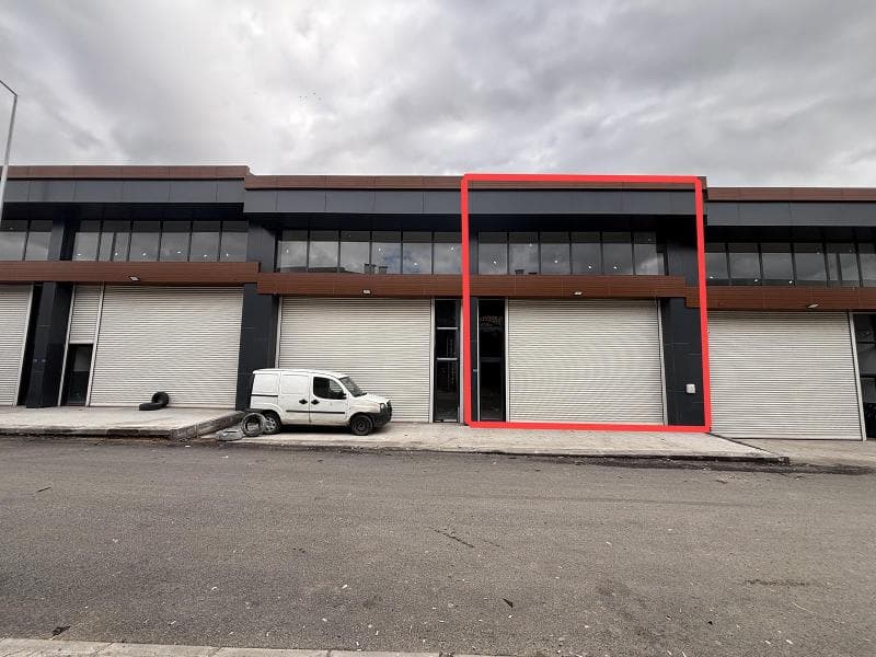 Yoğurtlu Mahallesinde Ticari İşyeri