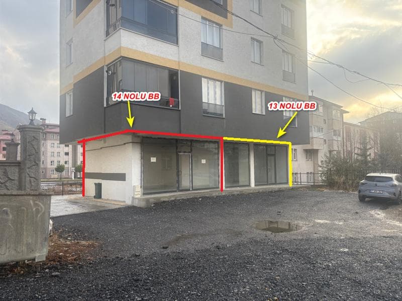 Hüsrevpaşa Mahallesinde Dükkan