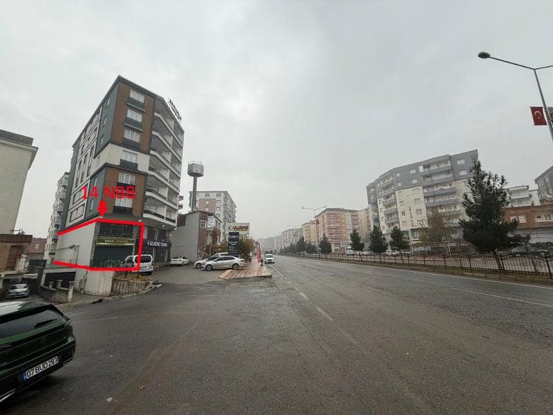 Fatih Mahallesi'nde Asma Katlı Dükkan