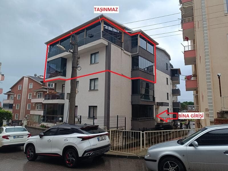 Dumlupınar Mahallesinde Çatı Piyesli Mesken