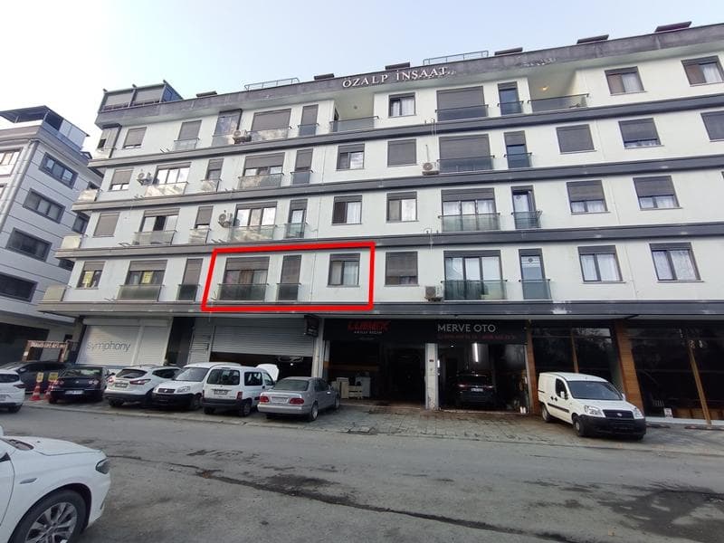 Cevizli Mahallesinde Mesken