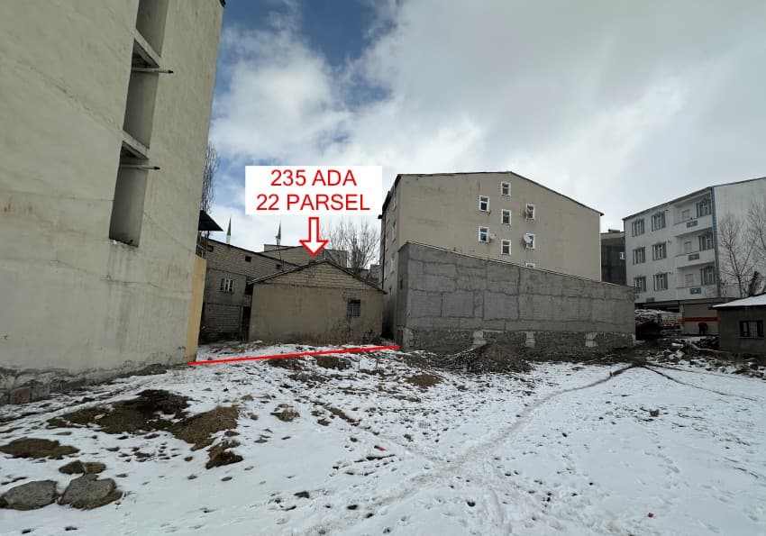 VakıfBank'tan Satılık Kargir Ev ve Arsası