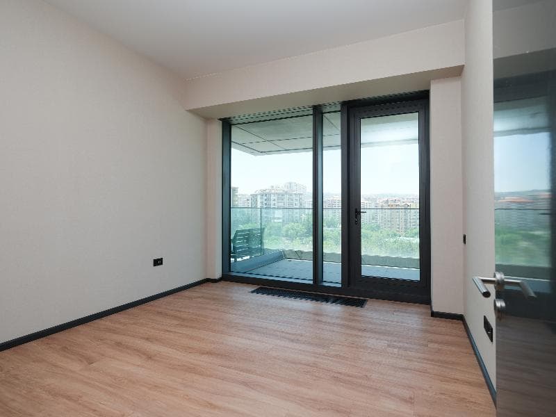 VAKIF GYO'dan CUBES ANKARA'da SATILIK OFİS