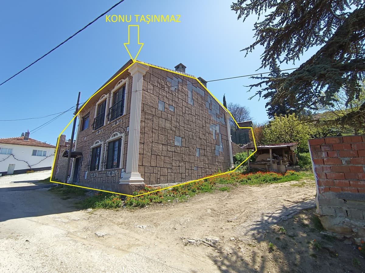 VakıfBank'tan Satılık Müstakil Ev ve Arsası