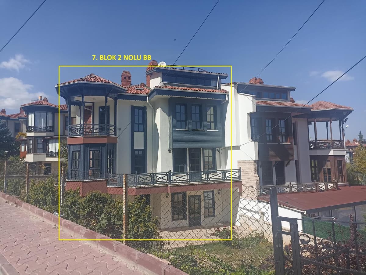 VakıfBank'tan Satılık 5+1 Dubleks Daire