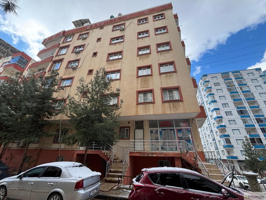 ARTUKLU YENİŞEHİR MAHALLESİ'NDE SATILIK DÜKKAN (AB-919)