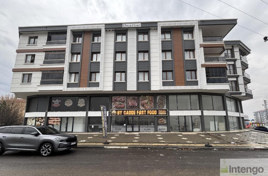 ÇUBUK ESENBOĞA MAHALLESİ'NDE CADDEYE YAKIN SATILIK DÜKKAN (AB-1213)