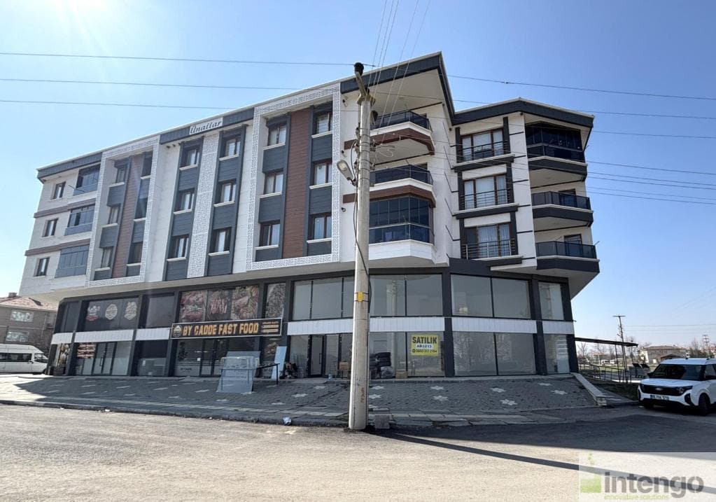 ÇUBUK ESENBOĞA MAHALLESİ'NDE CADDEYE YAKIN SATILIK DÜKKAN (AB-1213)