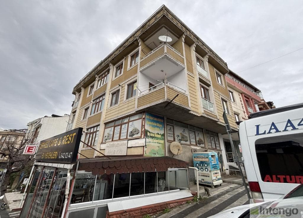 ÇEKMEKÖY MERKEZ MAHALLESİ'NDE SATILIK DAİRE (AB-1243)