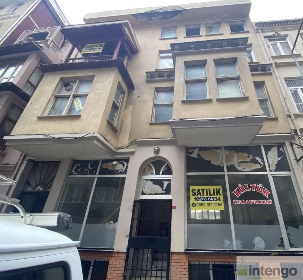 ŞİŞLİ ERGENEKON MAHALLESİ'NDE SATILIK 6 KATLI BİNA (101282334)