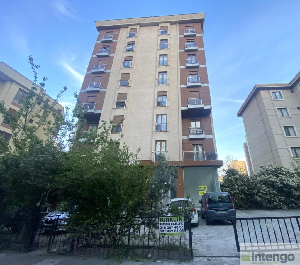 KADIKÖY MERDİVENKÖY'DE SATILIK DEPOLU DÜKKAN (100803753)