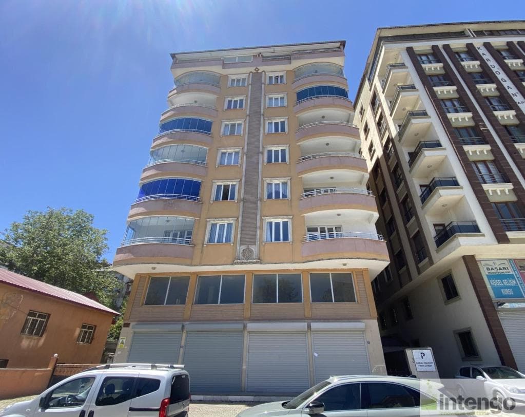 TATVAN HAL CADDESİ'NDE SATILIK DEPOLU DÜKKAN (100788353-100788129)