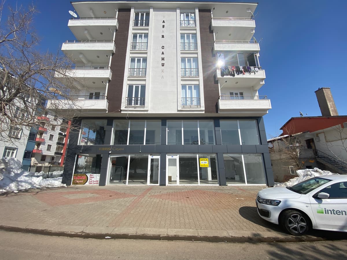 BİNGÖL MERKEZ YEŞİLYURT MAH.'DE SATILIK 3 KATLI DÜKKAN (R-1336)