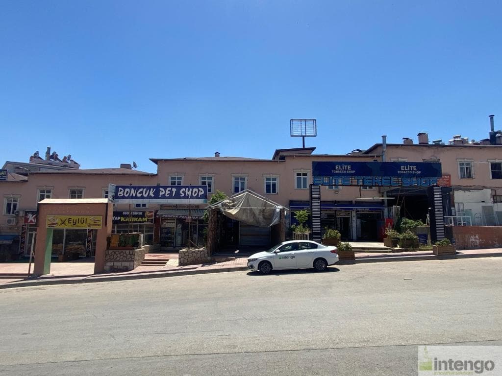 ŞAHİNBEY YEDİTEPE MAH. CAN İŞ MERKEZİ'NDE SATILIK BÜRO (R-1508)