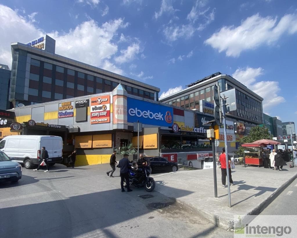 BAHÇELİEVLER KADİR HAS AVM'DE SATILIK DÜKKAN (R-1615)