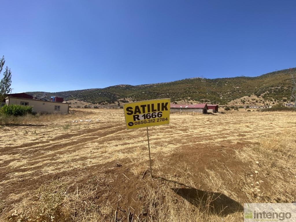 GÖKSUN YAĞMURLU MAHALLESİ'NDE SATILIK TARLA (R-1666)