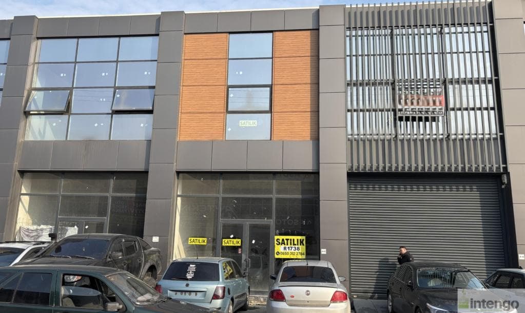 ERENLER SAKARYA CADDESİ YAKININDA SATILIK DUBLEKS DÜKKAN (R-1738)