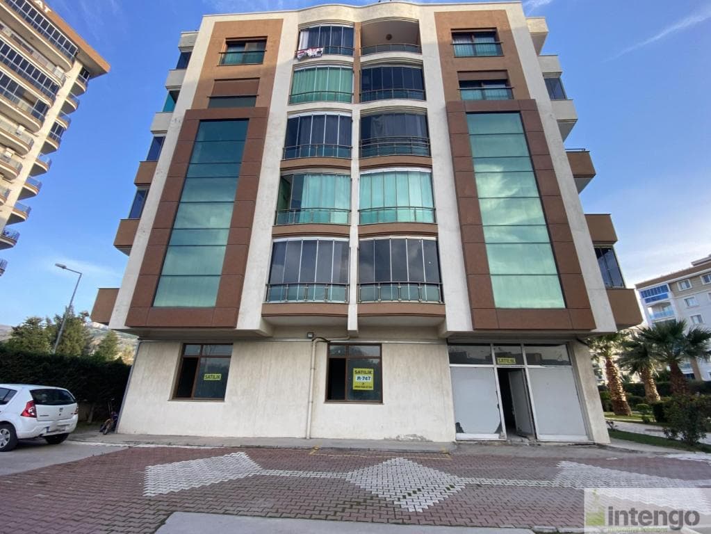 ÇİĞLİ ÇAMLIKENT PRESTİJ KONUTLARI'NDA DÜKKAN (R-747)