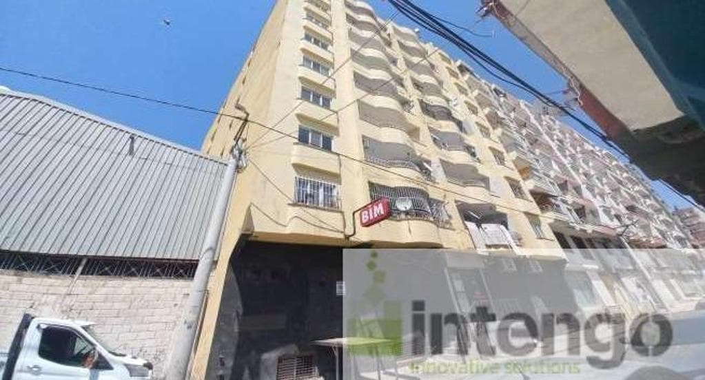 KIZILTEPE İPEK MAHALLESİ'NDE SATILIK CADDE ÜZERİ DAİRE (R-1931)