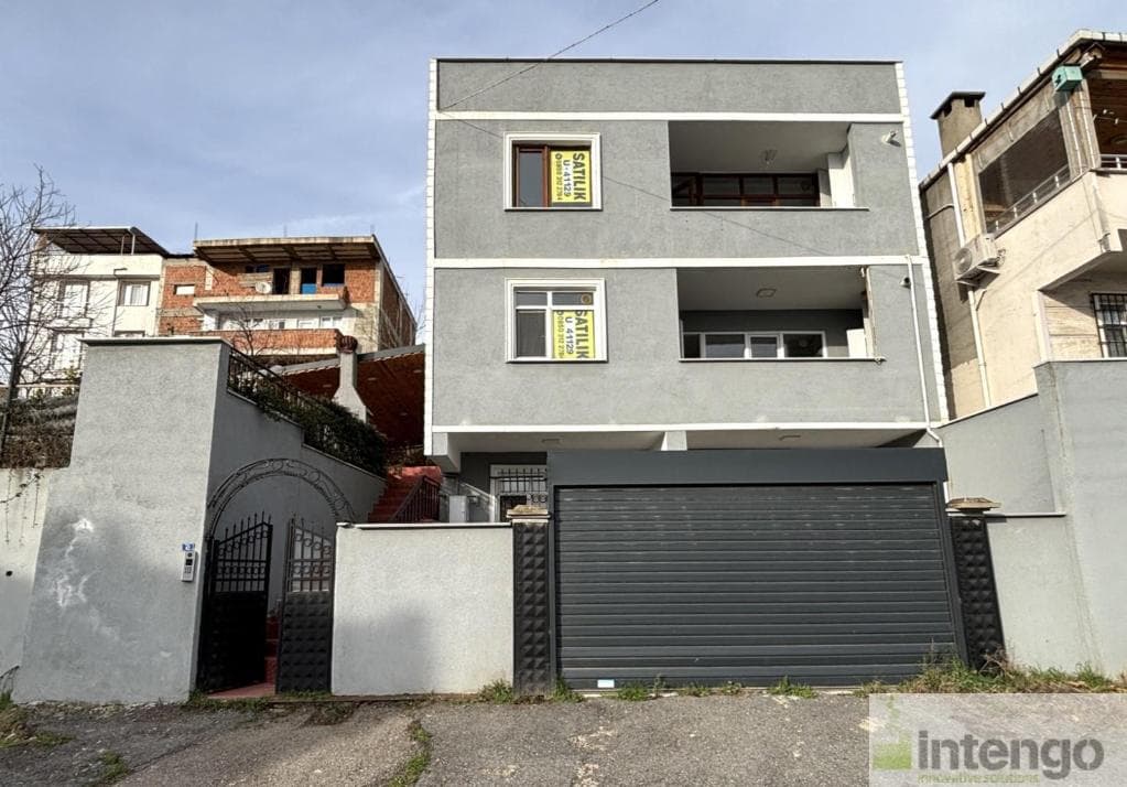 GEBZE CUMHURİYET MAHALLESİ'NDE SATILIK 4 KATLI BİNA (U-41129)