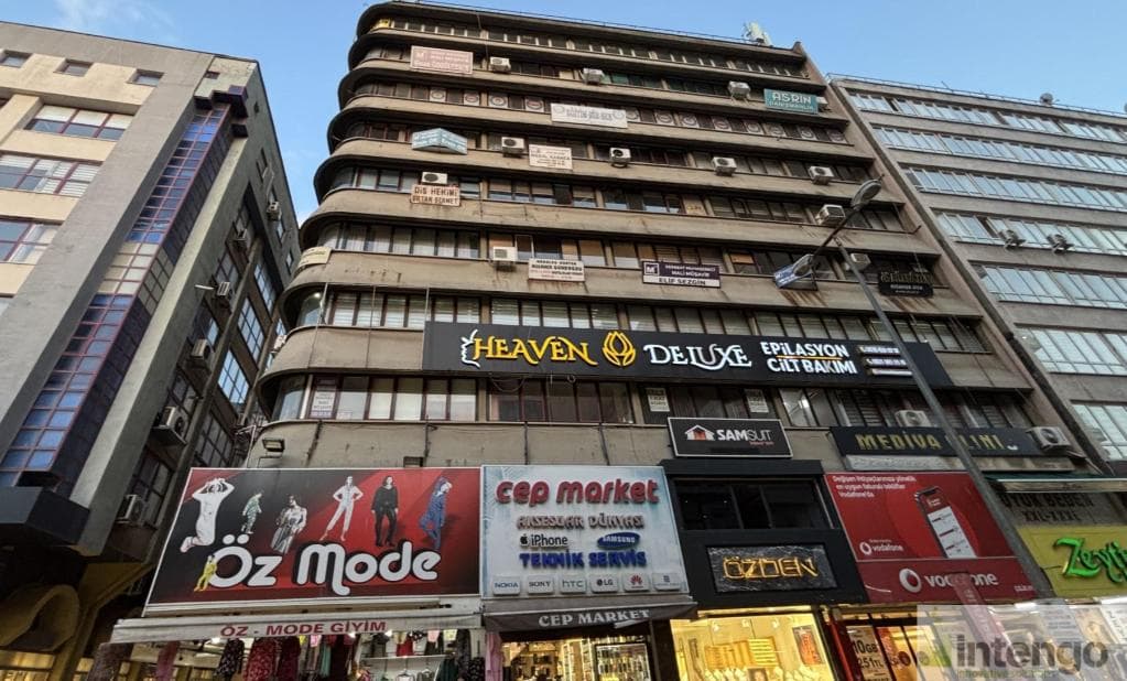 İLKADIM GAZİ CADDESİ GÜVHAN İŞ HANI'NDA SATILIK OFİS (U-00007)