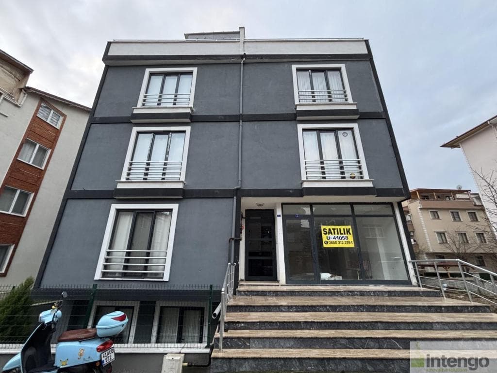 İZMİT YENİŞEHİR MAHALLESİ'NDE SATILIK DEPOLU DÜKKAN (U-41058)